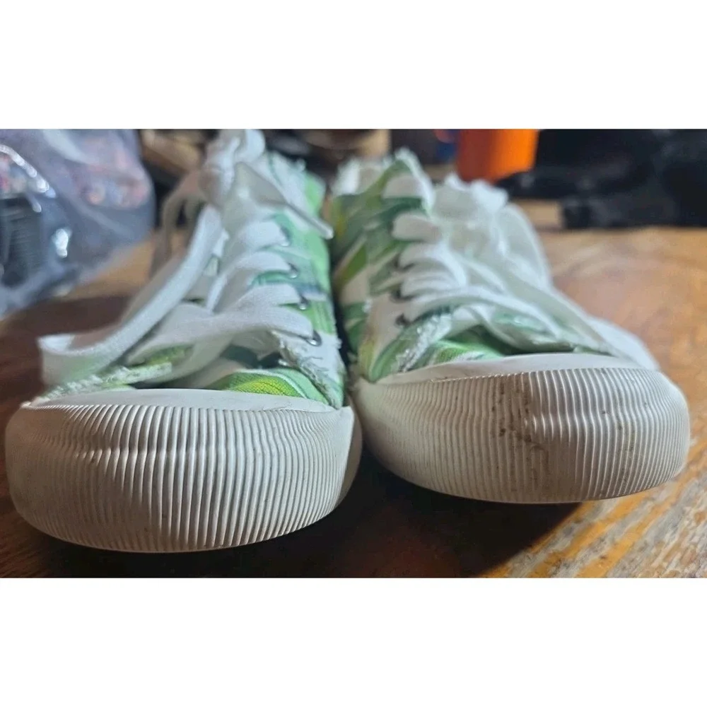 ROCKET DOG Jazzin Sneakers Women's 8‎ Leaf Green